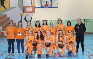 5bf1251077472_SeniorsFilles.JPG